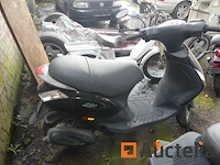 Scooter piaggio zip - afbeelding 4 van  8