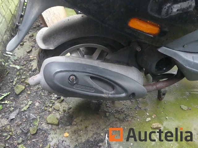 Scooter piaggio zip - afbeelding 7 van  8