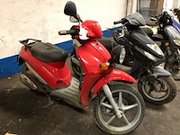 Scooter piaggio - afbeelding 1 van  6