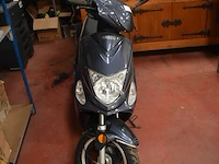 Scooter razzo met sleuel strike 50cc ld5tcbpa0eeoo00433 - afbeelding 3 van  17