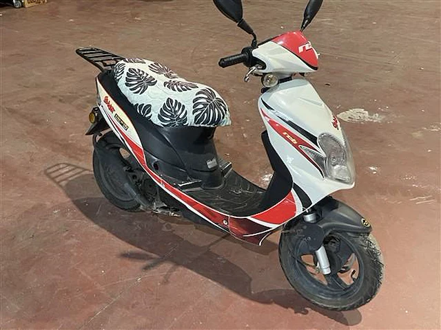 Scooter rcb sprint - afbeelding 7 van  13