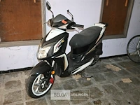 Scooter sym jet 4 r 50 - afbeelding 1 van  7