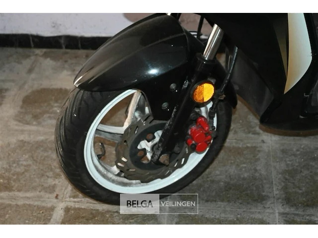 Scooter sym jet 4 r 50 - afbeelding 6 van  7