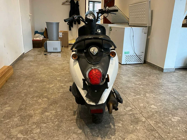 Scooter sym - afbeelding 16 van  20