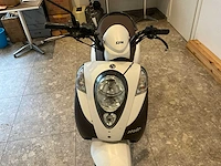 Scooter sym - afbeelding 18 van  20
