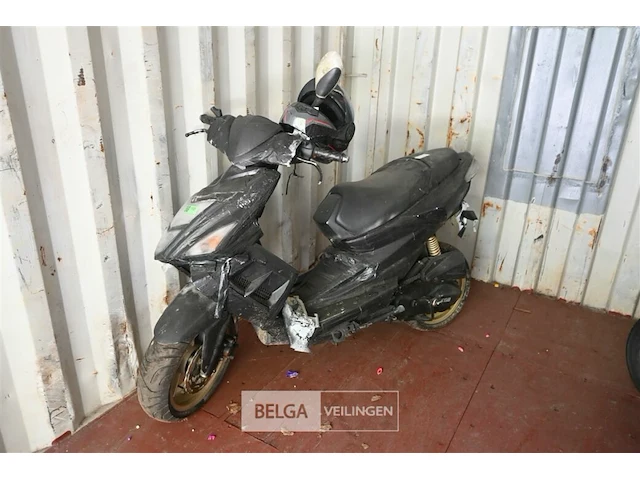 Scooter tgb - afbeelding 1 van  7