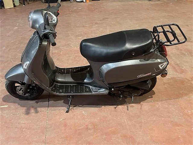 Scooter toscana dynamic gts - afbeelding 1 van  11