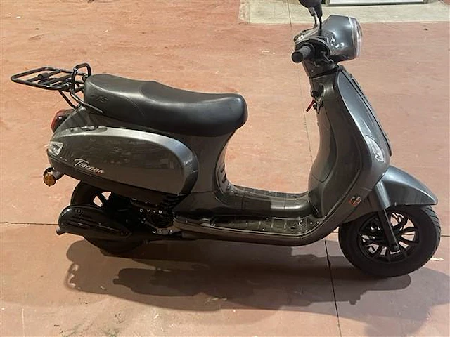Scooter toscana dynamic gts - afbeelding 5 van  11