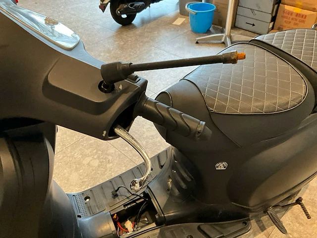 Scooter venesi - afbeelding 7 van  20