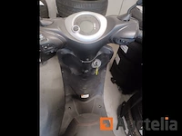 Scooter yamaha yn50f (2016-vin:vgsa465000009806) - afbeelding 3 van  8