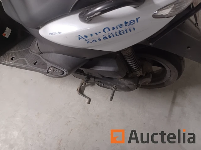 Scooter yamaha yn50f (2017-vin:vgsa465000008642) - afbeelding 2 van  9