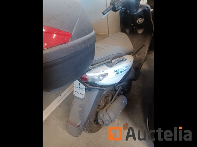 Scooter yamaha yn50f - afbeelding 1 van  6
