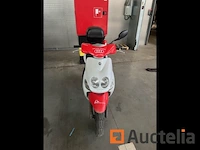 Scooter yamaha - afbeelding 3 van  6