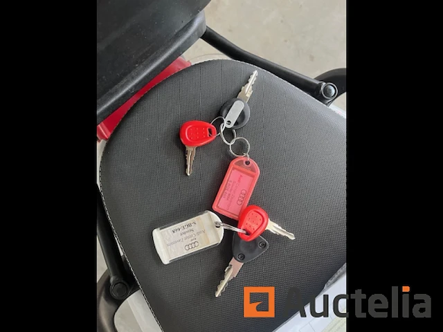 Scooter yamaha - afbeelding 5 van  6