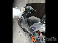 Scooter zonder papieren of sleutels kymco agility 50 - afbeelding 9 van  9