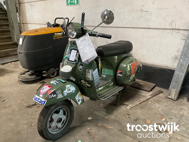 Scooter - afbeelding 1 van  10