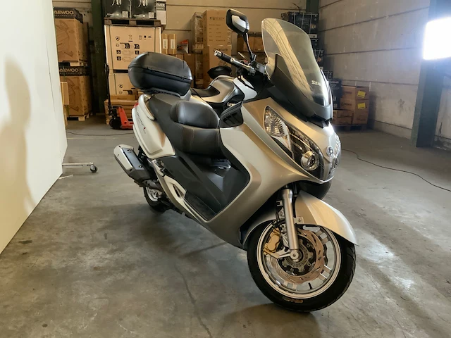 Scooter - afbeelding 11 van  17