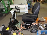 Scootmobiel, na te zien - afbeelding 1 van  3