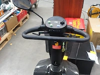 Scootmobiel - afbeelding 3 van  7