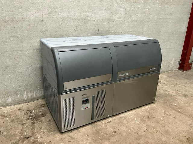 Scotsman - ecm206as - scotsman ijsblokjesmachine 130kg - afbeelding 1 van  7