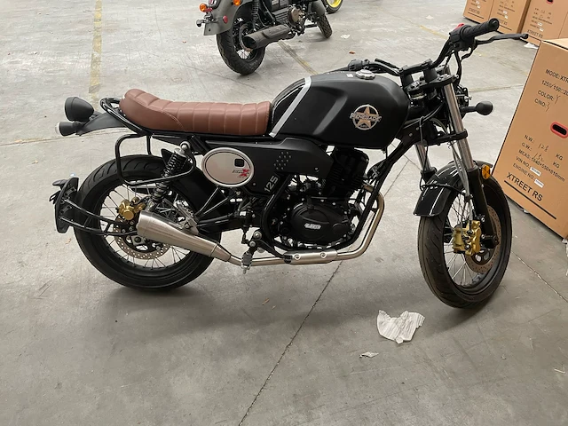 Scrambler x cafe 125 "black" - afbeelding 3 van  6