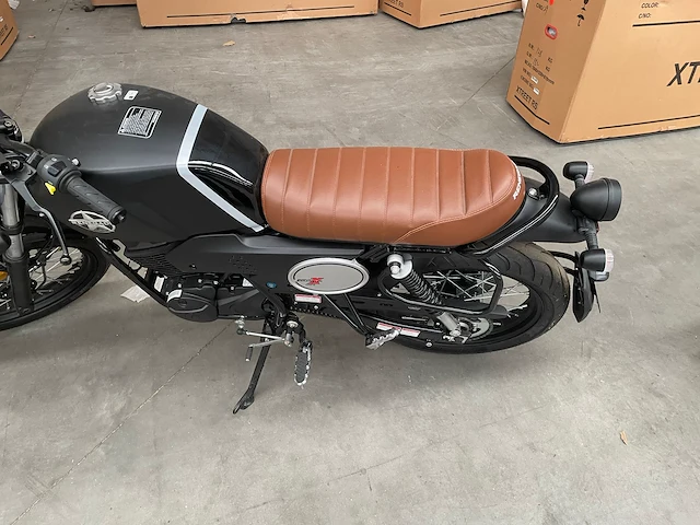 Scrambler x cafe 125 "black" - afbeelding 5 van  6