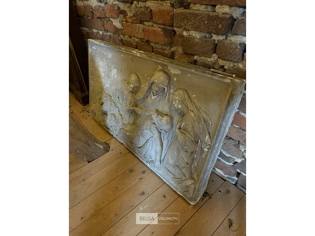 Sculptuur kruisafneming - afbeelding 1 van  2