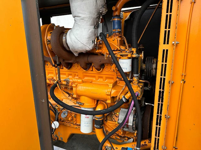 Sdmo - 180kva - stroomgenerator - 2014 - afbeelding 3 van  18