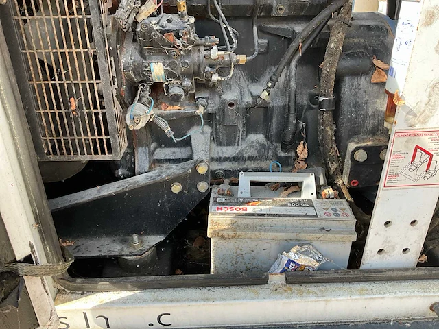 Sdmo 45kva stroomgenerator - afbeelding 5 van  28