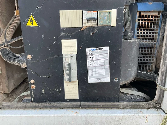 Sdmo 45kva stroomgenerator - afbeelding 15 van  28