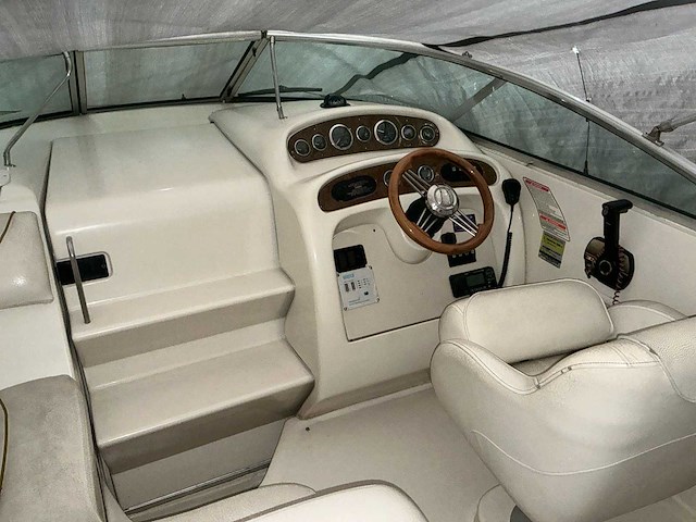 Sea ray sundancer 240 motorjacht met riba boot trailer - afbeelding 8 van  55