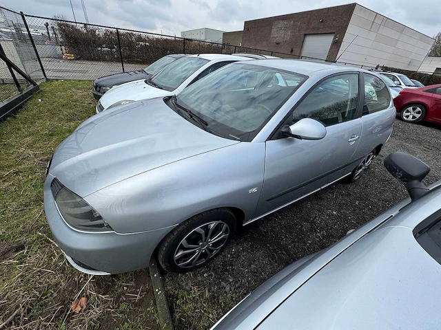 Seat - 2006 - ibiza - 1.2i benzine - personenauto - afbeelding 11 van  32