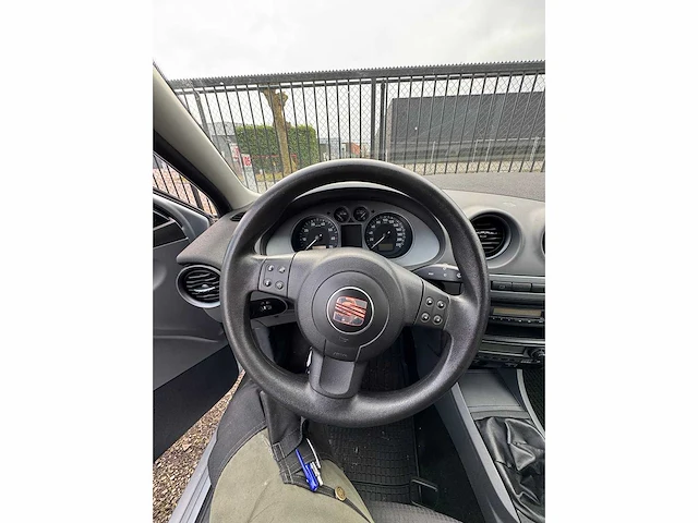 Seat - 2006 - ibiza - 1.2i benzine - personenauto - afbeelding 21 van  32