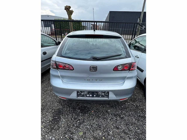 Seat - 2006 - ibiza - 1.2i benzine - personenauto - afbeelding 12 van  32