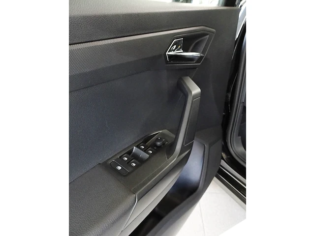 Seat arona - afbeelding 2 van  17