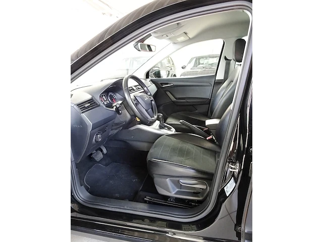 Seat arona - afbeelding 13 van  17