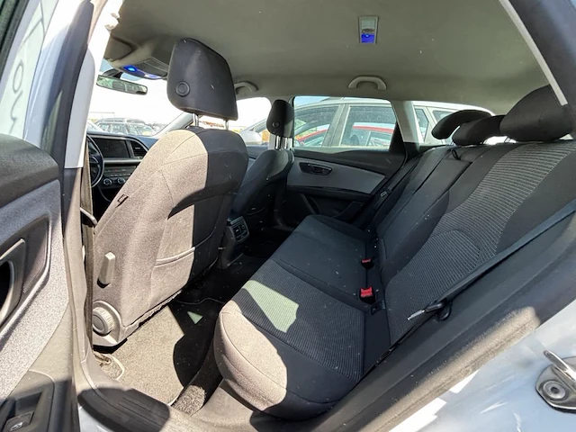Seat leon st 1.6 cr tdi move! dsg (eu6.2) 115 at, 2019 - afbeelding 16 van  23