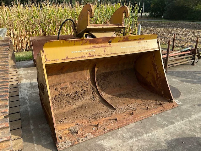 Secbucket 18-25t kantelbak - afbeelding 1 van  5