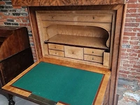 Secretaire
