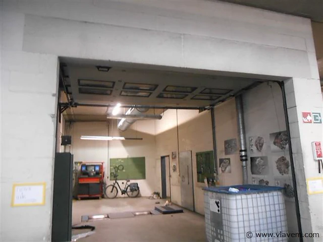 Sectionaal poort crowford 365b x 300h - afbeelding 4 van  4