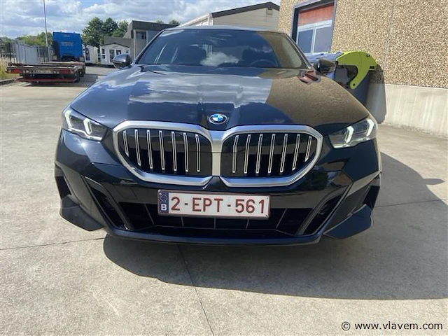 Sedan bmw, type 520d - afbeelding 12 van  18