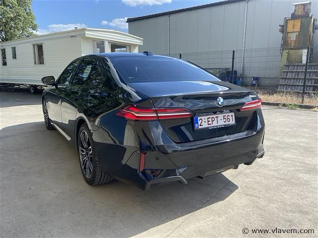 Sedan bmw, type 520d - afbeelding 16 van  18