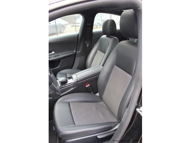 Sedan mercedes-benz cla 200d, diesel,1960cm³,110kw,1e inschr 31/7/20, wdd1183121n097354, 108915km,co²-uitstoot ng,euro6d, kenteken i+ii,gelijkvormigheidsattest,keuring tot 31/7/25, 1sleutel - afbeelding 19 van  19