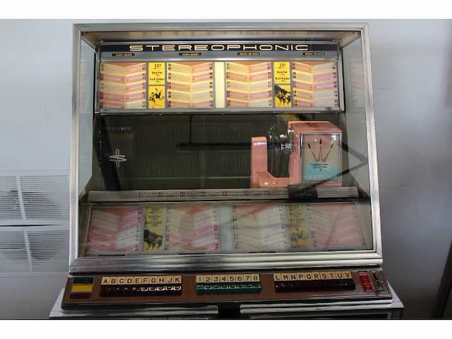 Seeburg - 222 channel - jukebox - afbeelding 1 van  7