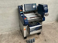 Semi automatisch weeg- inpak- etiket systeem