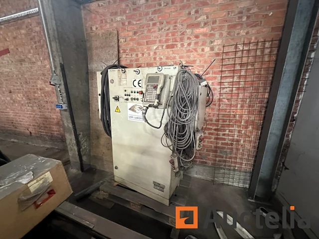 Semi-automatische lasrobot valk welding pano robo - afbeelding 5 van  8