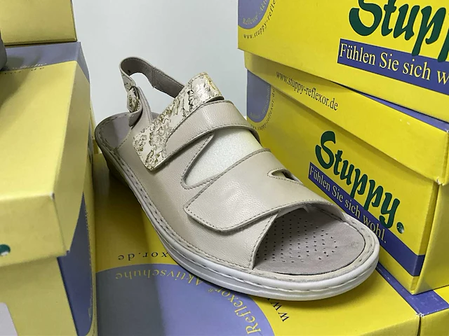 Semi-orthopedische schoenen - afbeelding 11 van  39
