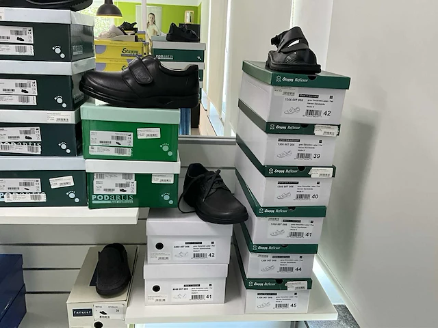 Semi-orthopedische schoenen - afbeelding 24 van  39