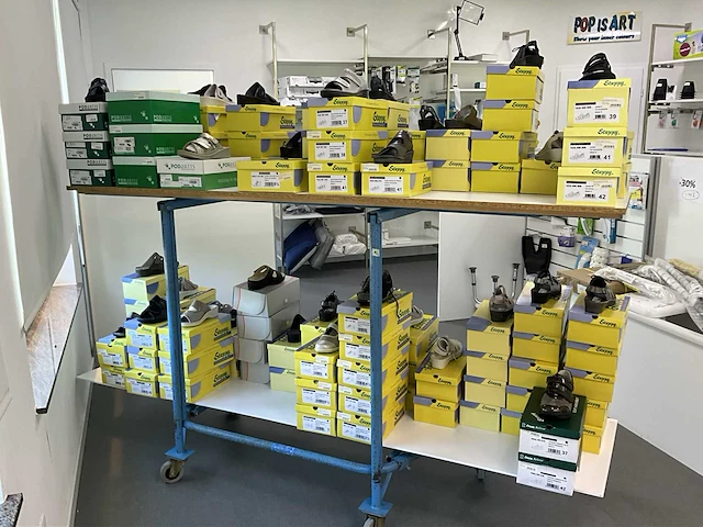 Semi-orthopedische schoenen - afbeelding 27 van  39