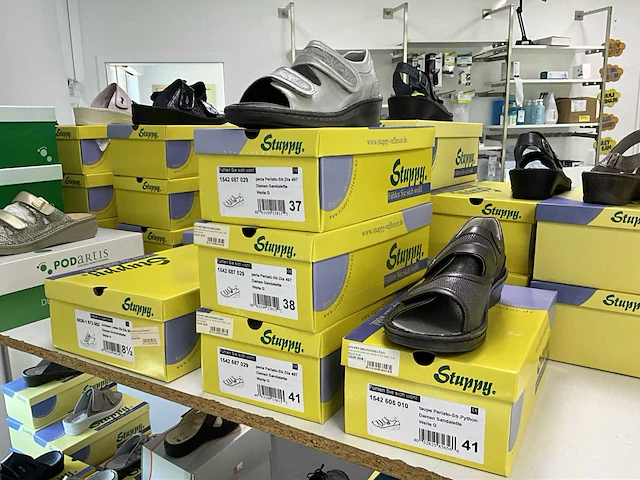 Semi-orthopedische schoenen - afbeelding 28 van  39